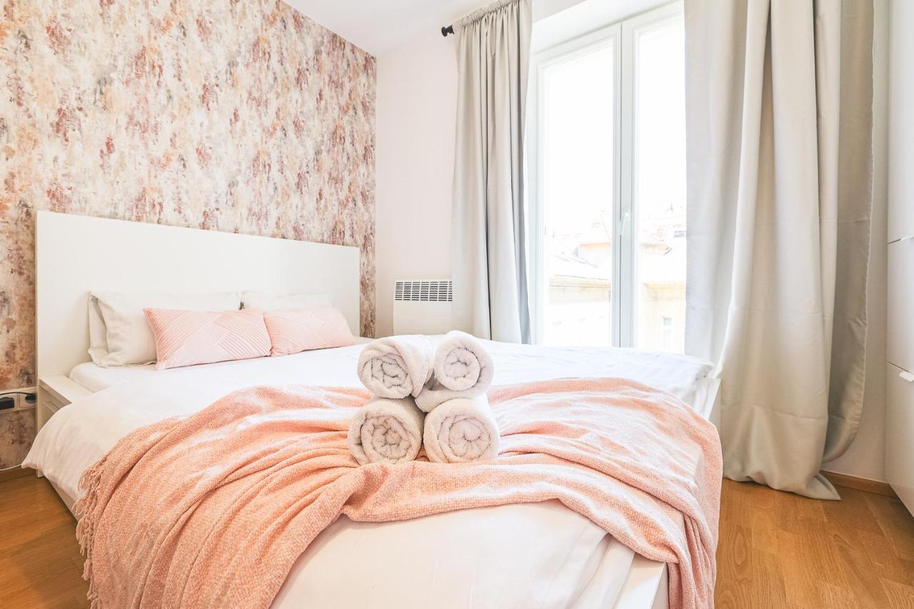 Dear Apartment Прага Екстериор снимка